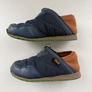 Teva Little Kids Toddler ReEmber Moccasin Slip-On Shoe (size 10 T)